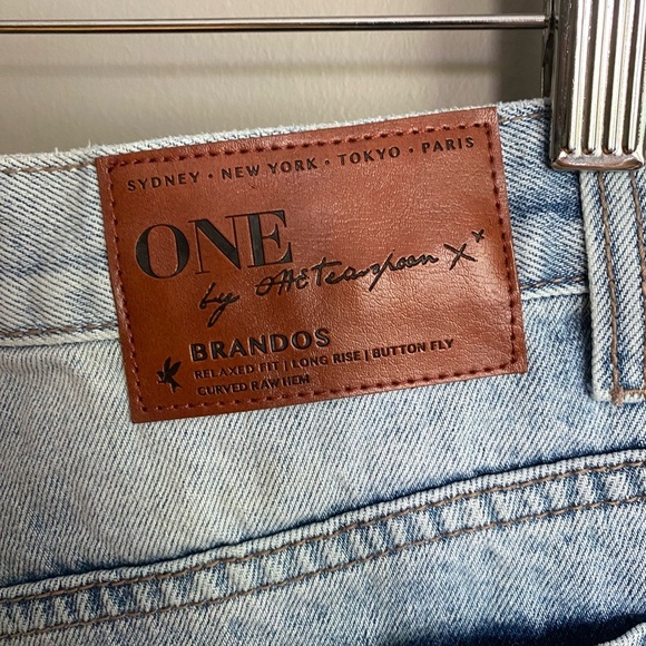 ONE Teaspoon “Brandos” Jean Shorts Relaxed Fit Long Rise Button Fly Size 24 - Picture 13 of 16